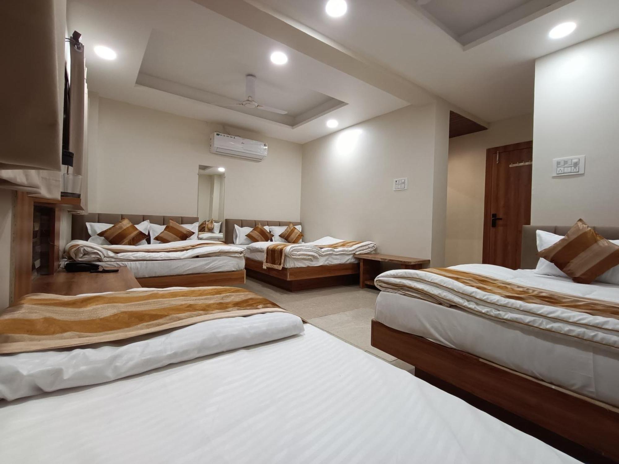 Shree Shyamraj Hotel Ujjain Luaran gambar