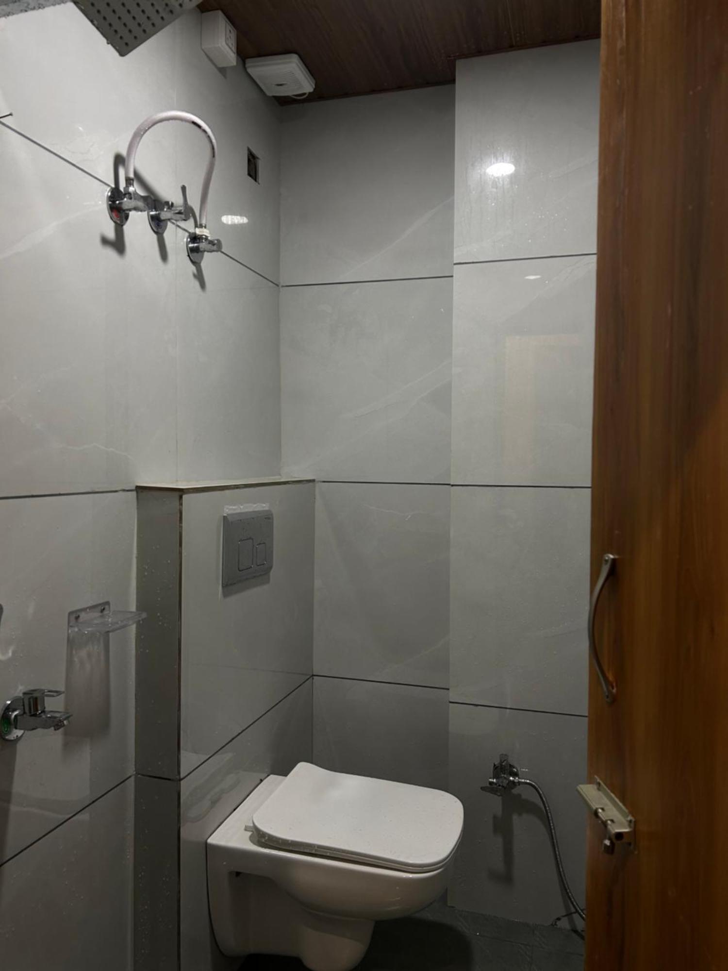 Shree Shyamraj Hotel Ujjain Luaran gambar