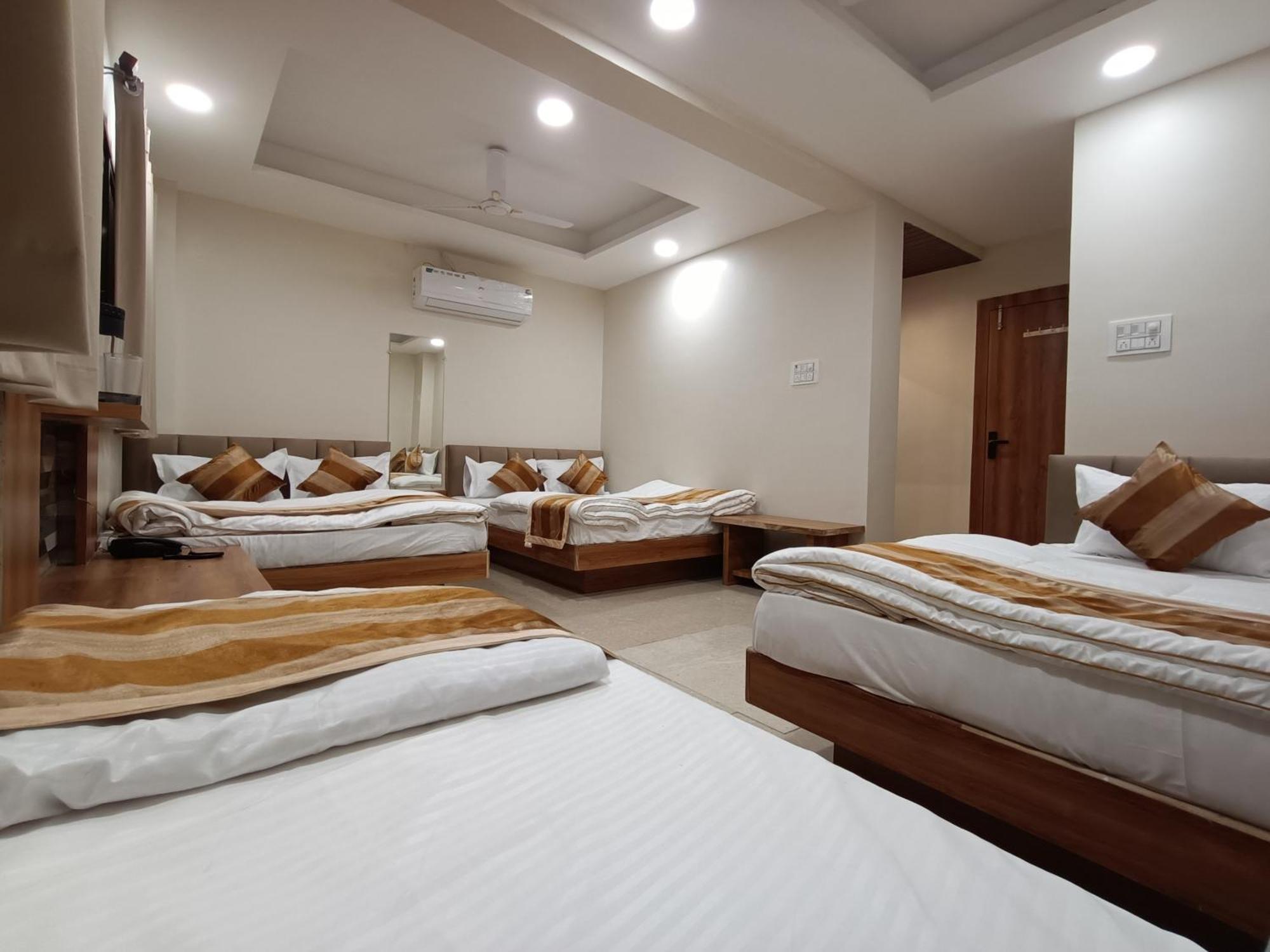 Shree Shyamraj Hotel Ujjain Luaran gambar