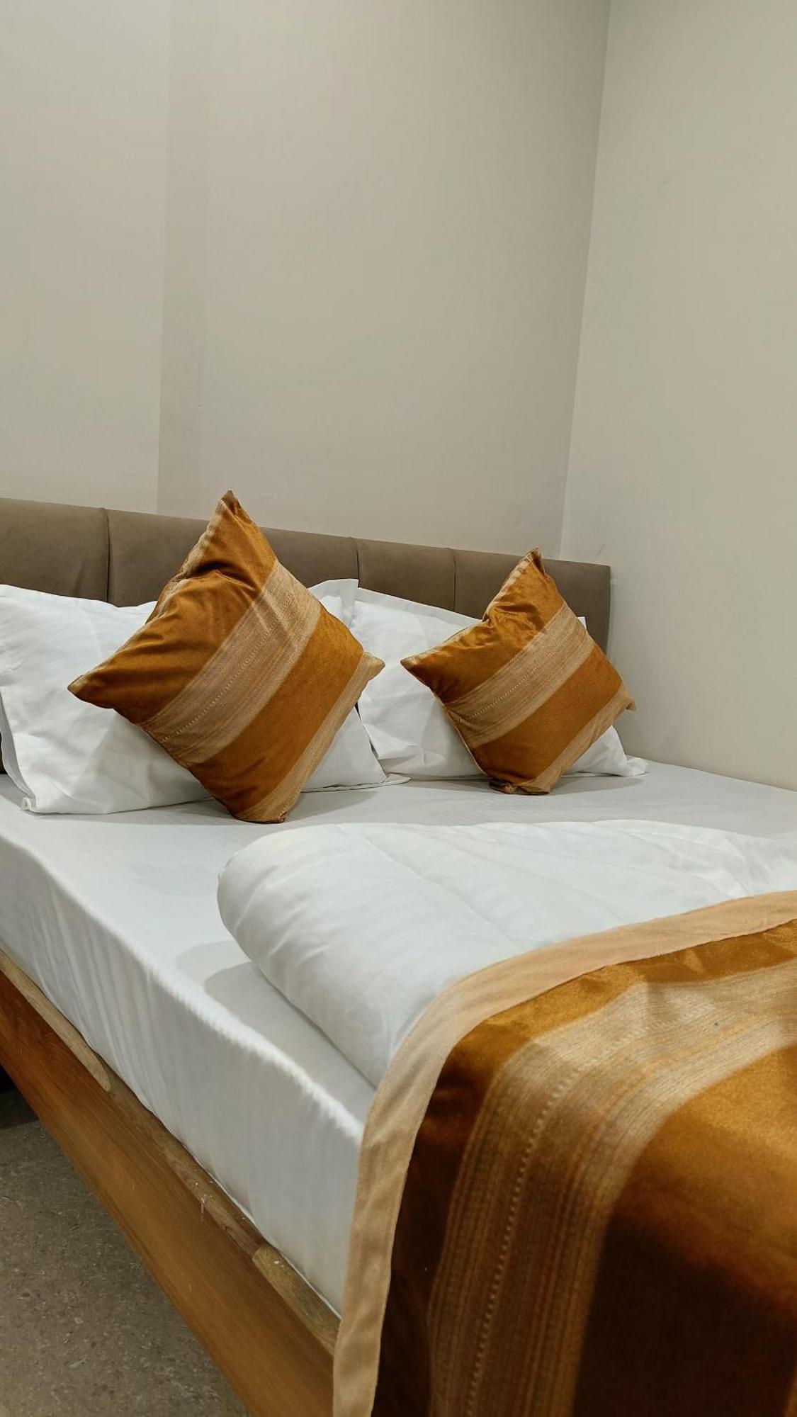 Shree Shyamraj Hotel Ujjain Luaran gambar